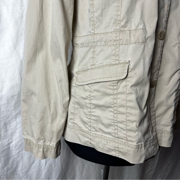 Eileen Fisher | Beige Ruffle Collar Utility Jacket, Large Petite - Picture 7 of 12